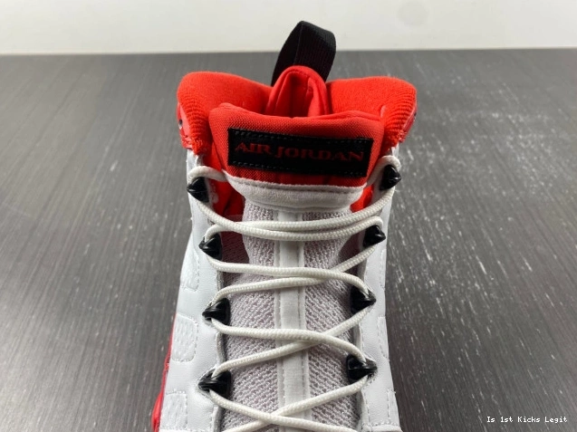 Red Jordan Gym 302370-160 White 9 Retro Air 0814